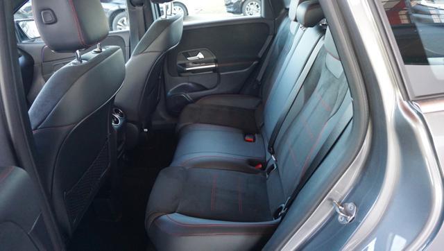 MERCEDES-BENZ B 180 d Automatic Premium