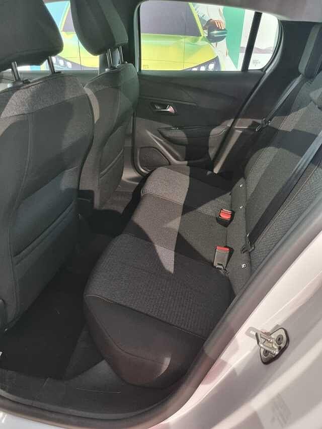 Peugeot 208 Style Hybrid 110 e-DCS6