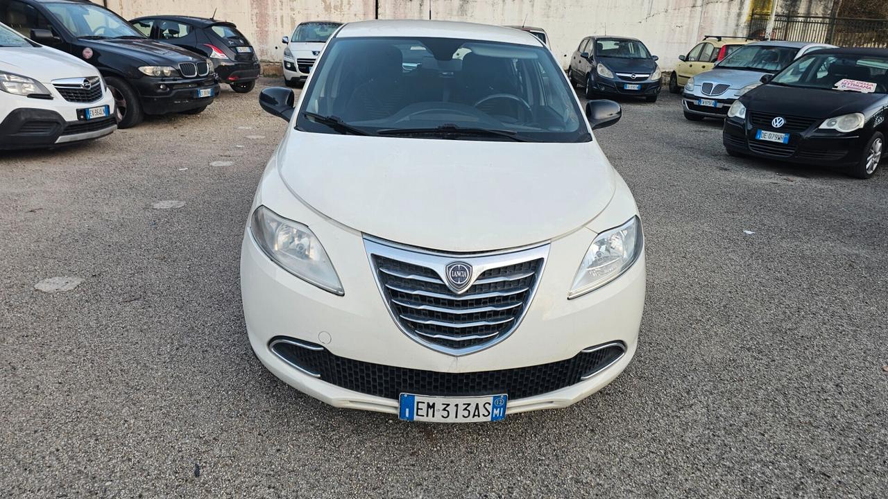 Lancia Ypsilon 1.2 69 CV 5 porte GPL Ecochic Gold
