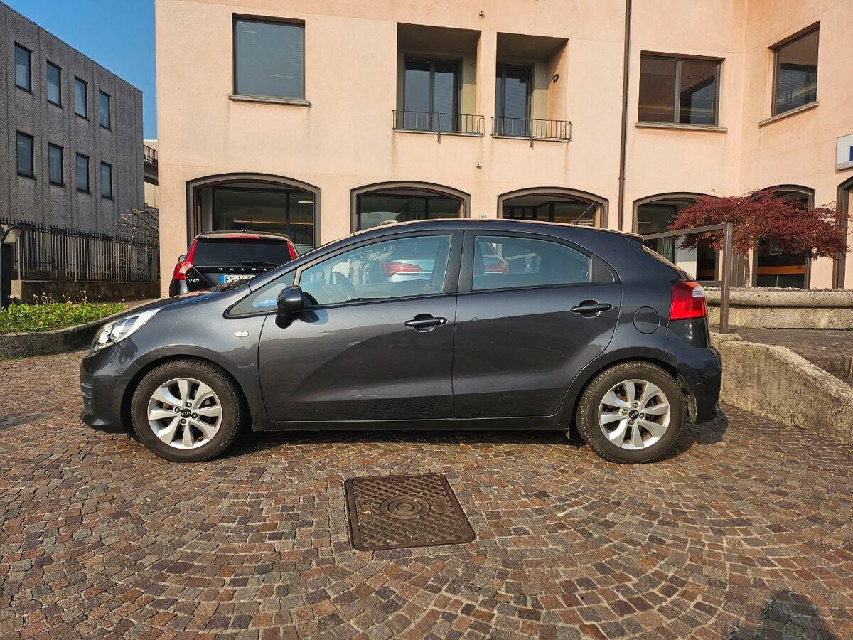 Kia Rio 1.2 cvvt Cool 5p E6