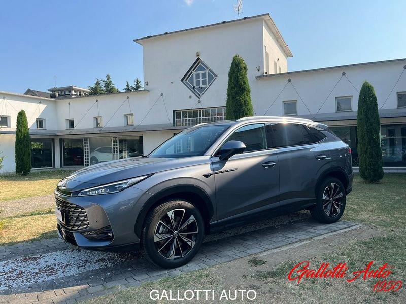 MG HS 1.5 T HEV Luxury AT