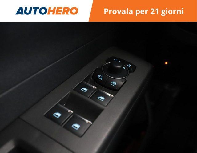 FORD Tourneo Courier 1.0 EcoBoost Titanium