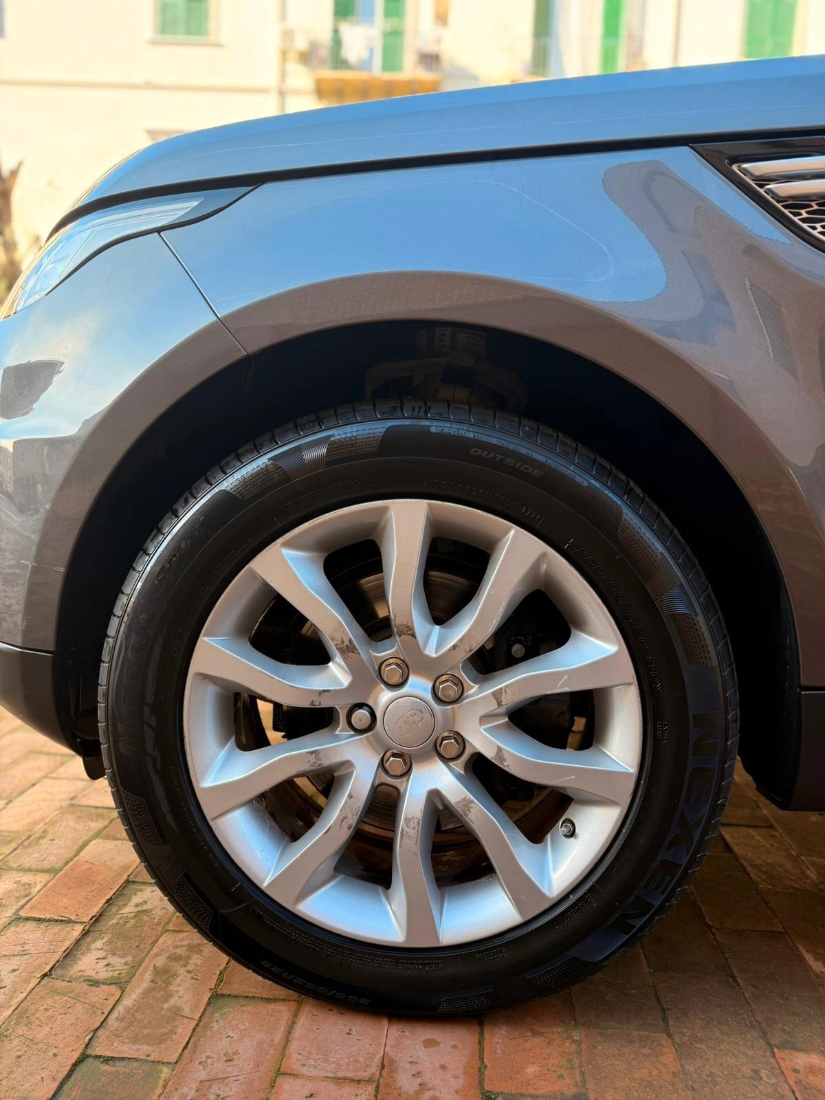 Land Rover Range Sport 3.0 TDV6 HSE Dynamic