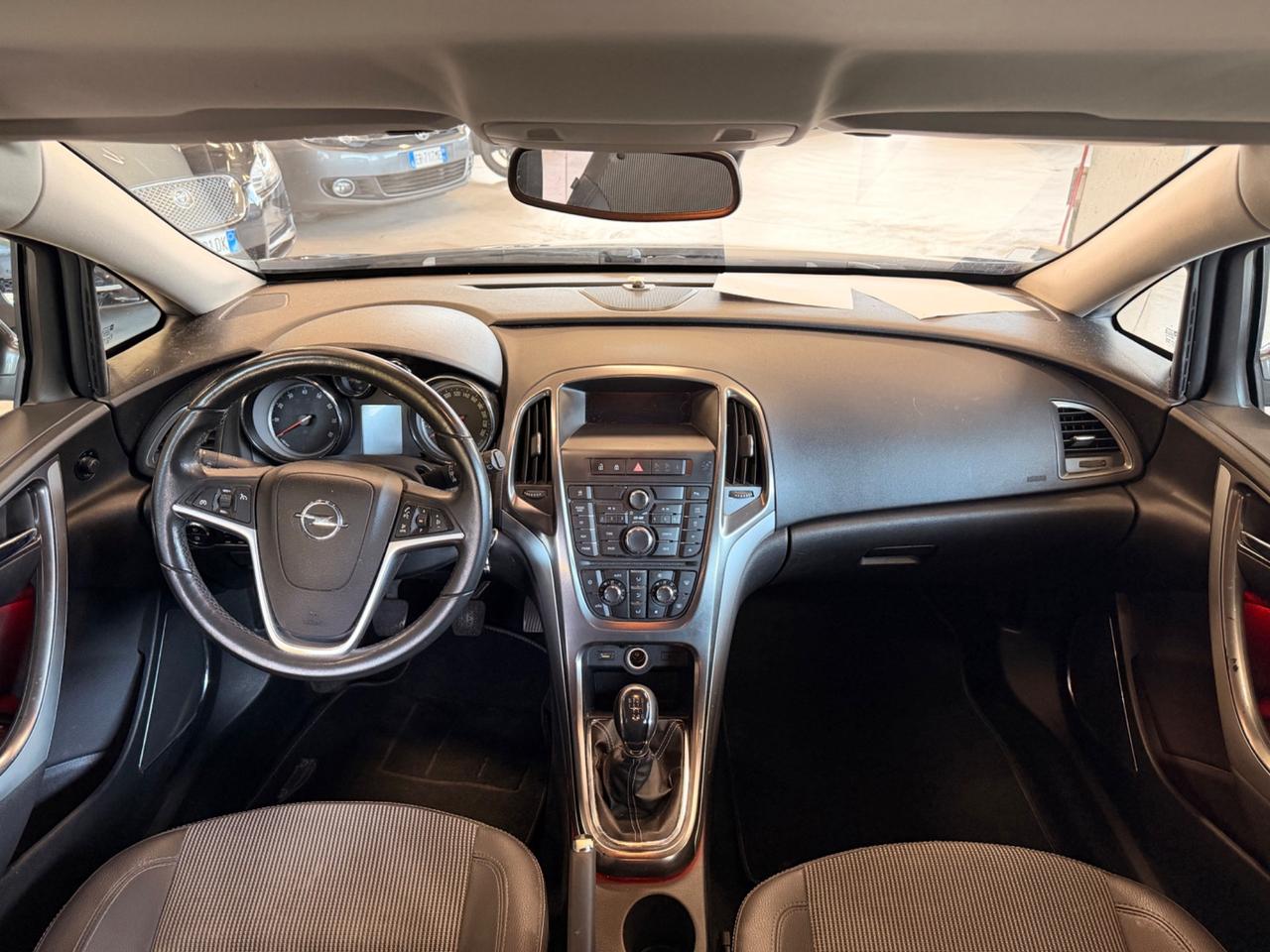 Opel Astra 1.4 Turbo 140CV 5 porte Cosmo