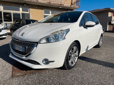 Peugeot 208 1.2 VTi 82 CV 5 porte Allure