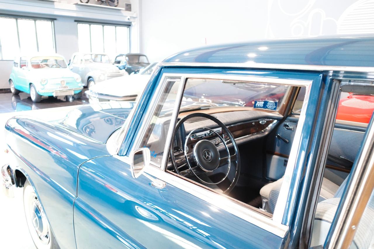 Mercedes-benz 220 220S
