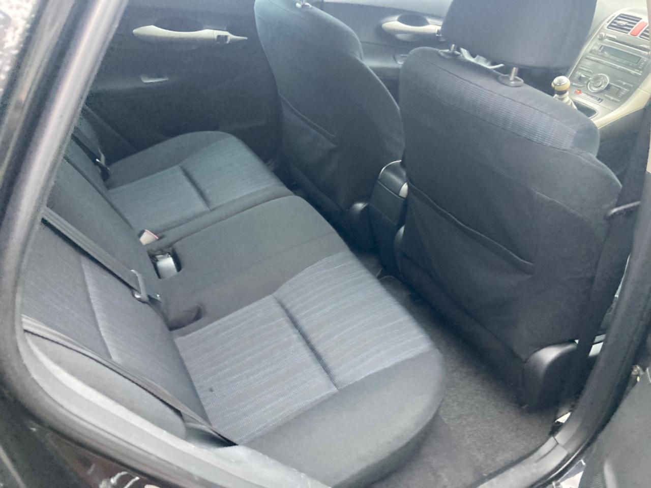 TOYOTA AURIS 5 PORTE (DA VETRINA)