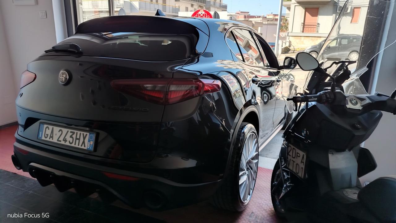 Alfa Romeo Stelvio 2.2 JTDM * Allestimento VELOCE * Q4 * 210cv * Garantita 12 Mesi