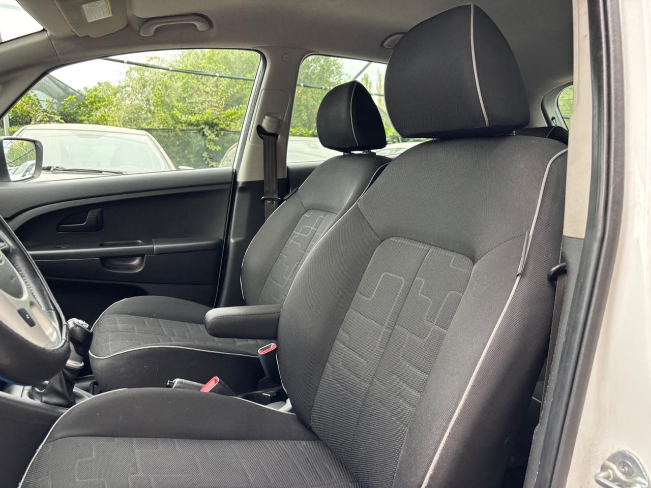 Kia Venga 1.4 benzina OK NEOPATENTATI