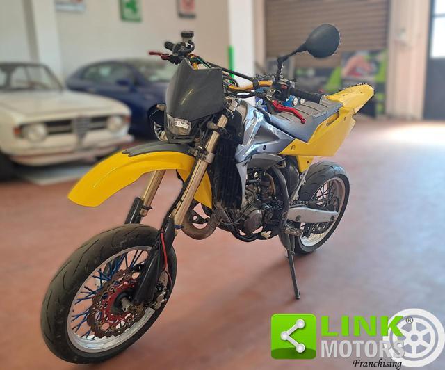 HUSQVARNA SM 125 S .