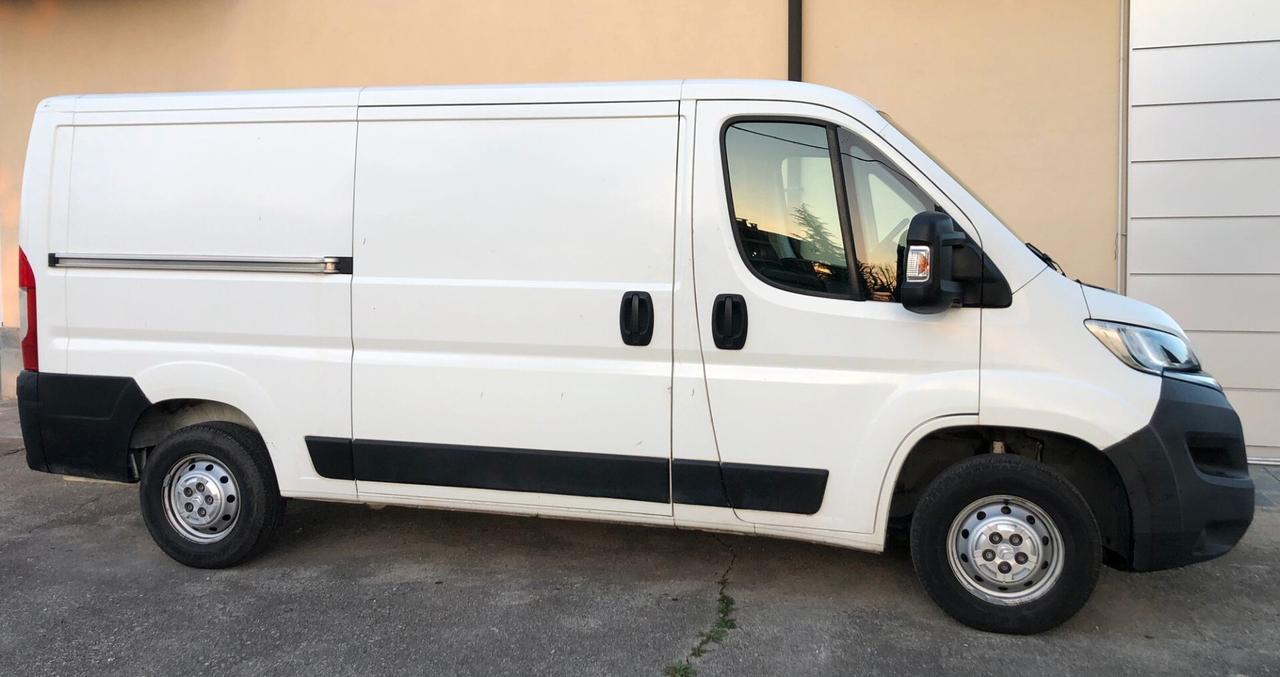 Citroen JUMPER 33 L2H1 BLUEHDI 120CV FP