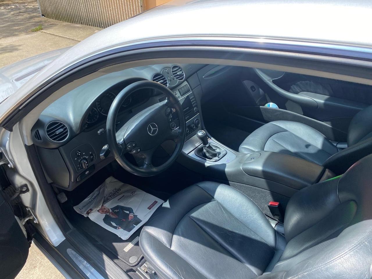 MERCEDES CLK 270 CDI MANUALE DAVVERO MOLTO BELLA GUARDA