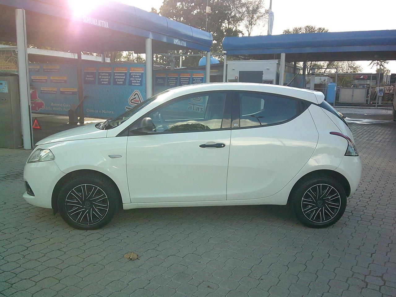 Lancia Ypsilon 1.2 69 CV 5 porte S&S*PREZZO VERO*