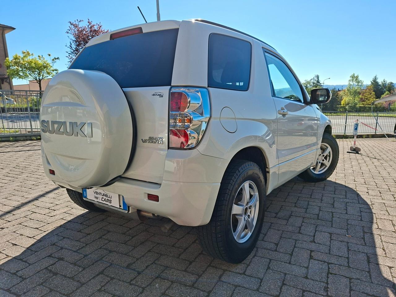 Suzuki Grand Vitara 1.9 DDiS 3 porte Offroad