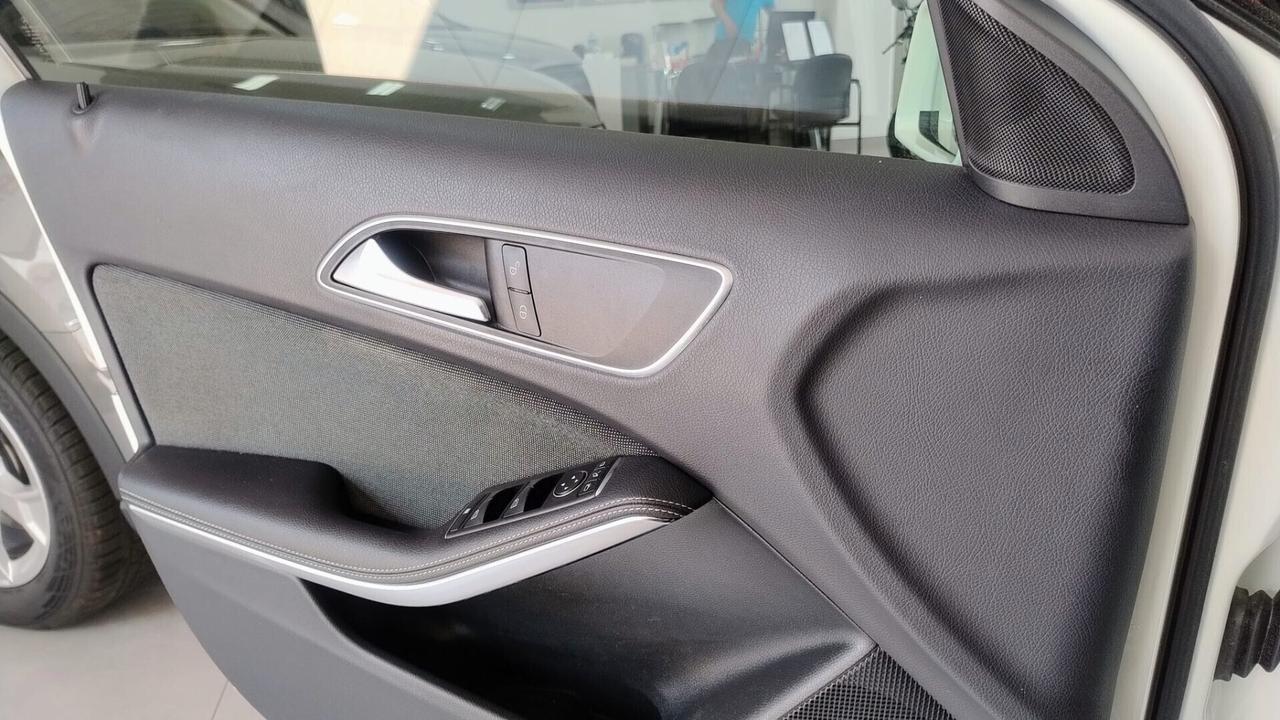 Mercedes-benz A 180 A 180 d Sport
