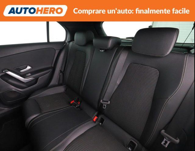 MERCEDES-BENZ A 180 d Automatic Premium