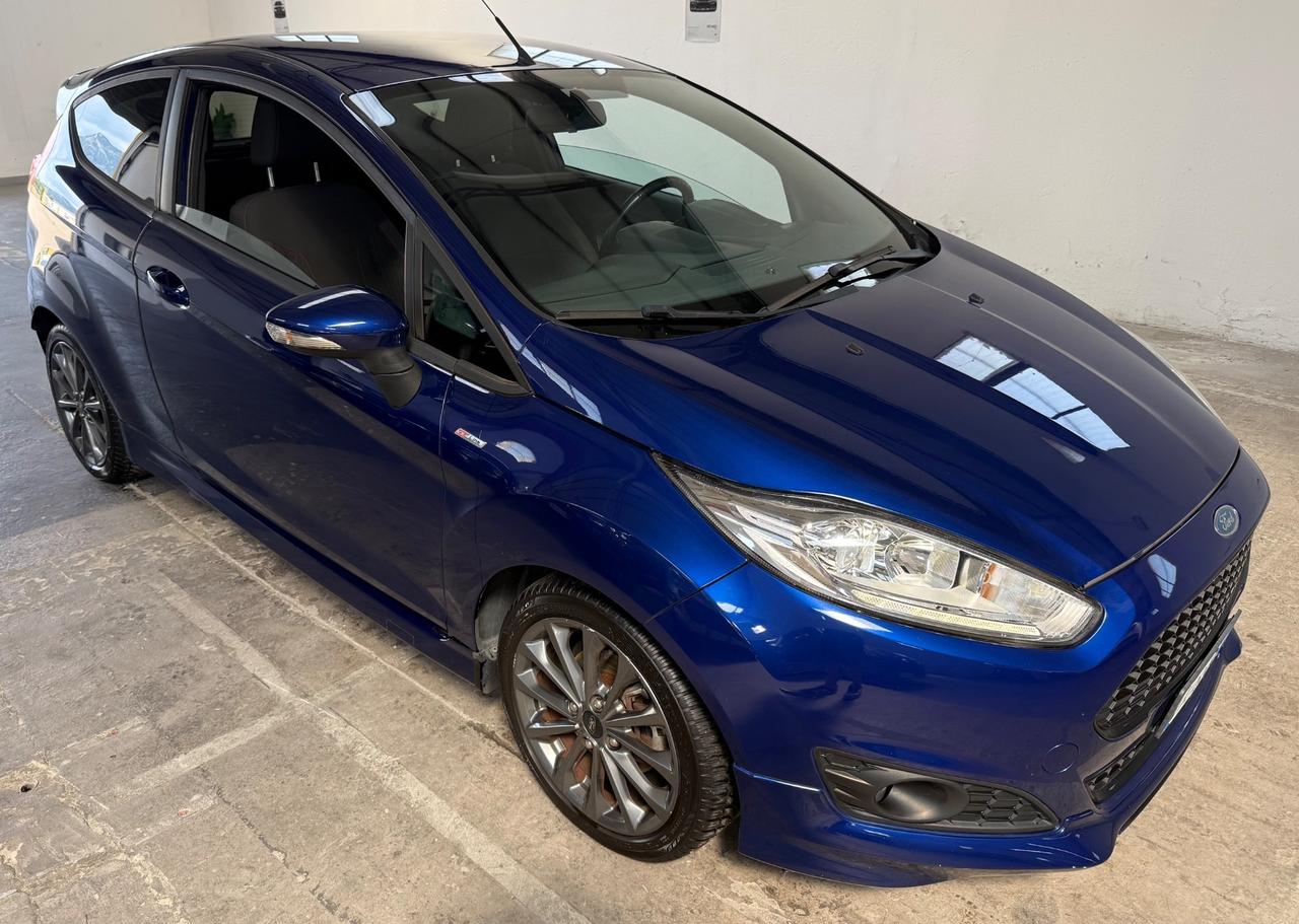 Ford Fiesta 1.5 TDCi 75CV 3 porte ST-Line - 2017
