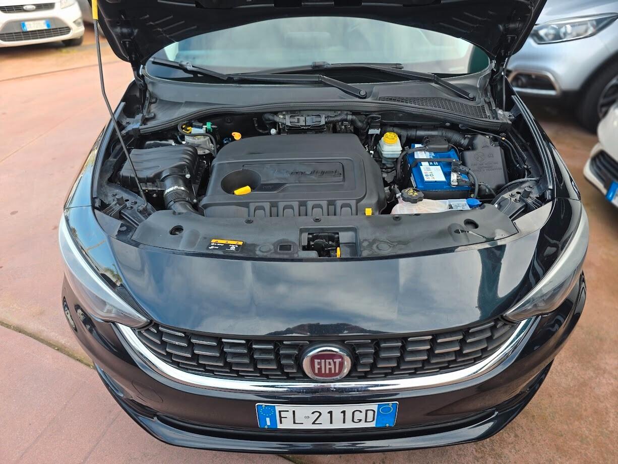Fiat Tipo 1.6 Mjt 4 porte Lounge