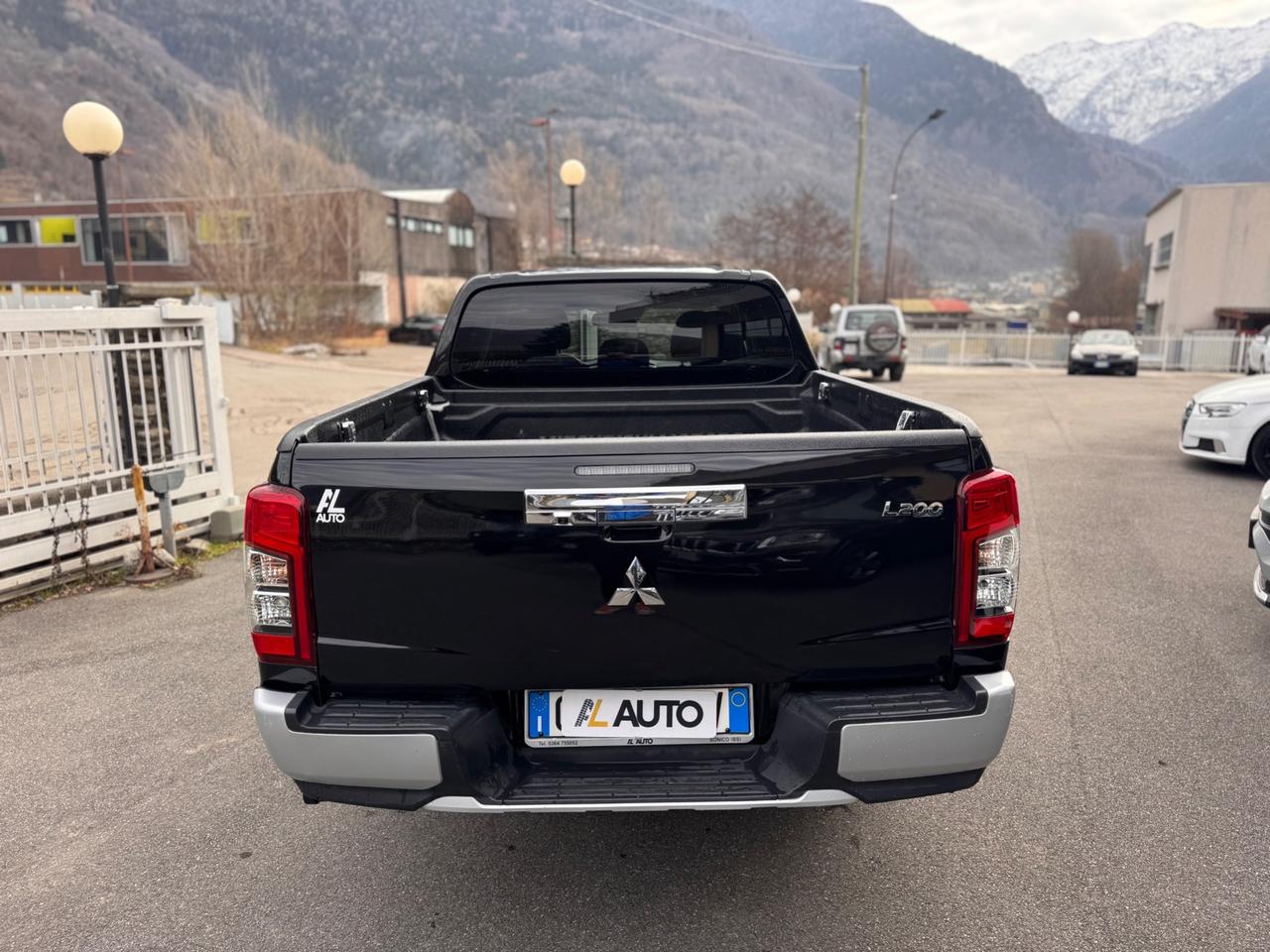 Mitsubishi L200 2.3 D Double Cab 4x4 Easy Select Invite