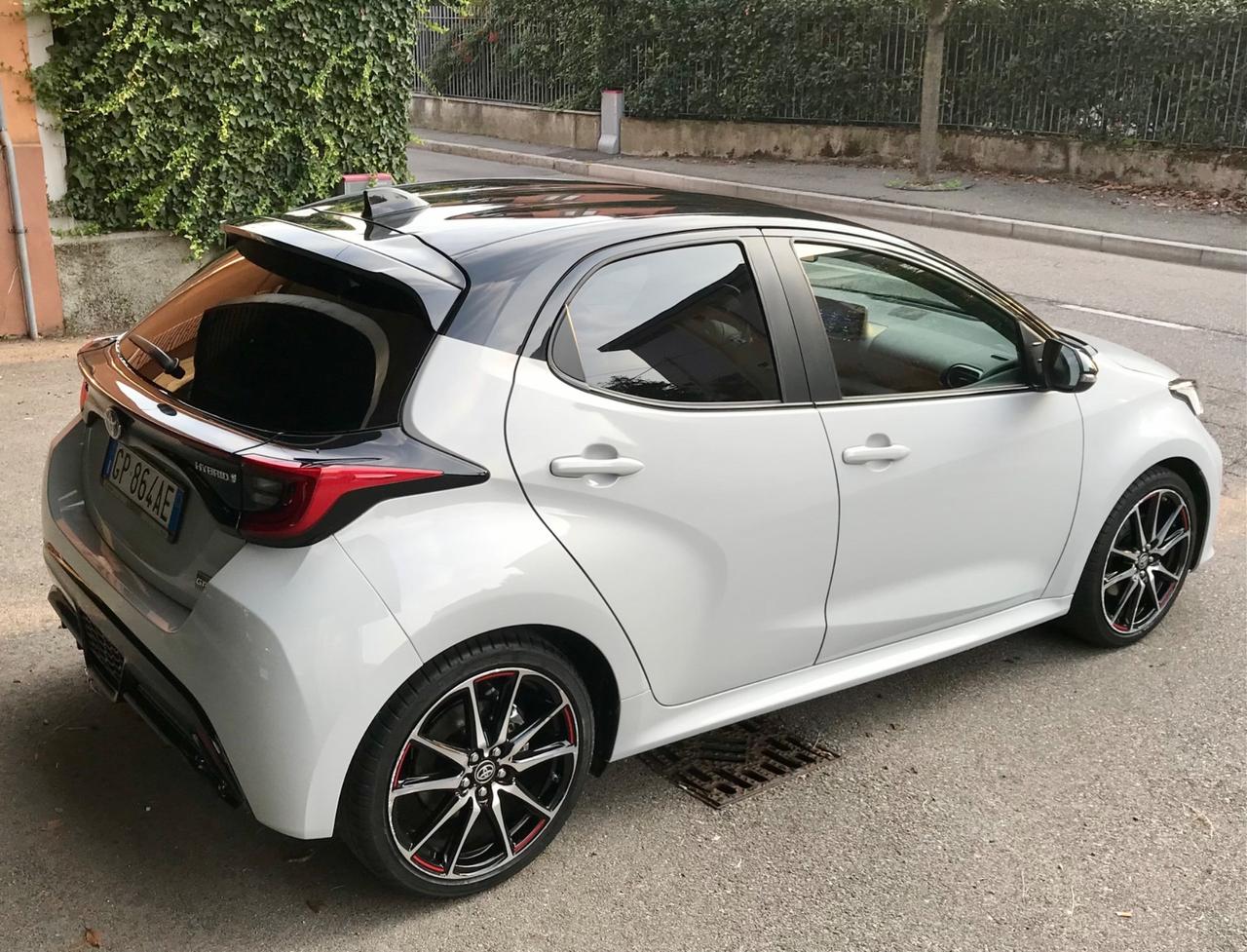 Toyota Yaris 1.5 Hybrid 5 porte GR Sport