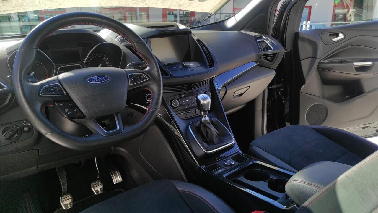 FORD KUGA 1.5 ECOBOOST BENZINA 120CV 2WD ST-LINE