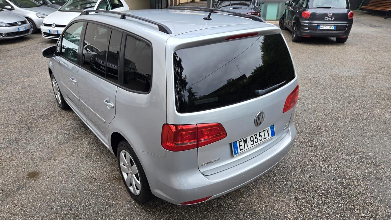 Volkswagen Touran Business 1.4 Comfortline EcoFuel 5Posti
