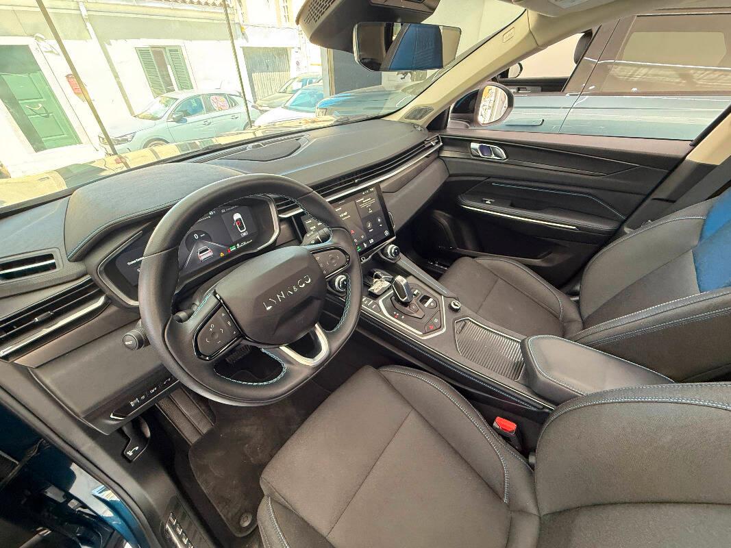 Lynk and Co 01 1.5 td phev auto