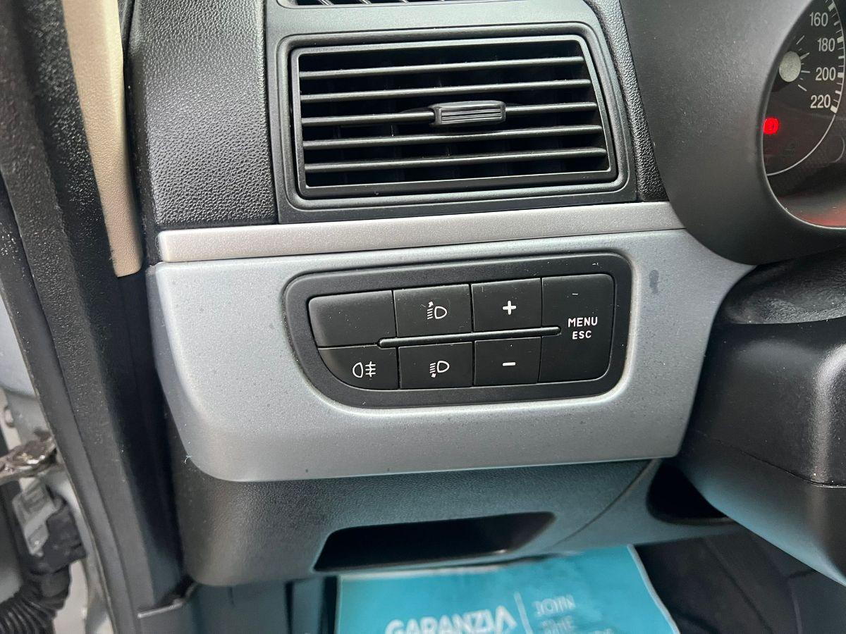 FIAT - Grande Punto - 1.3 MJT 75 CV 3p. Active