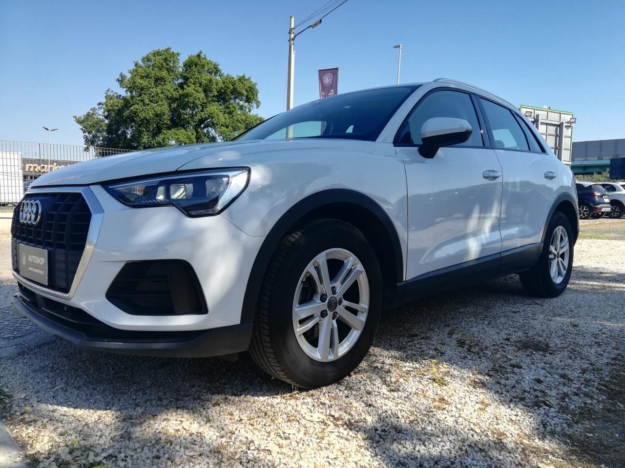 AUDI - Q3 - 35 TDI S tronic S line edition - FINAN