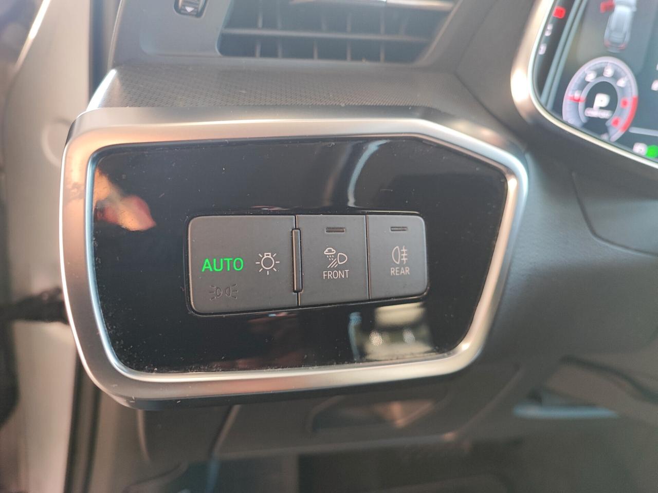 Audi A6 Avant 40 2.0 TDI S tronic Business Design