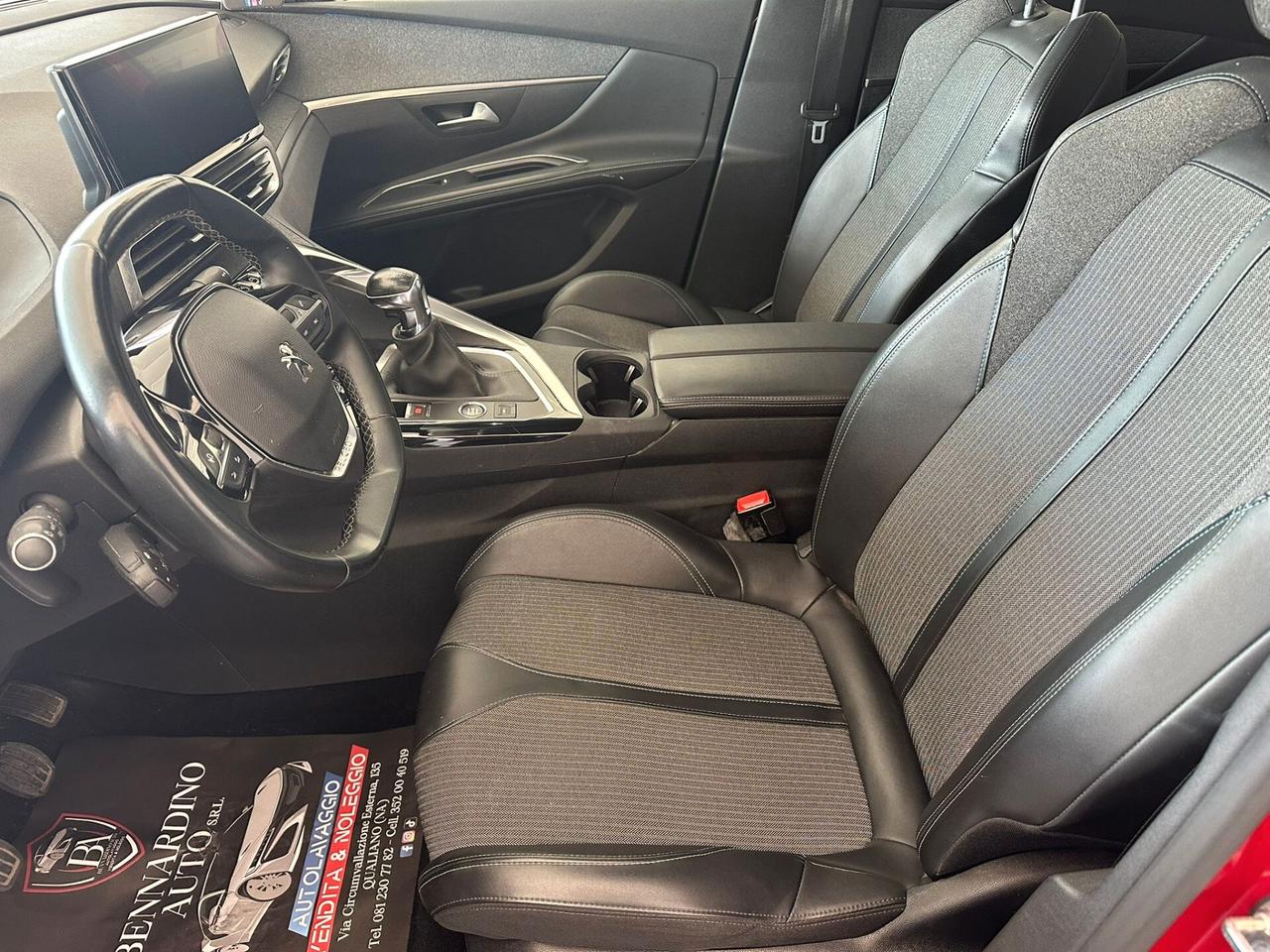 Peugeot 5008 BlueHDi 130 S&S Allure Pack 2022