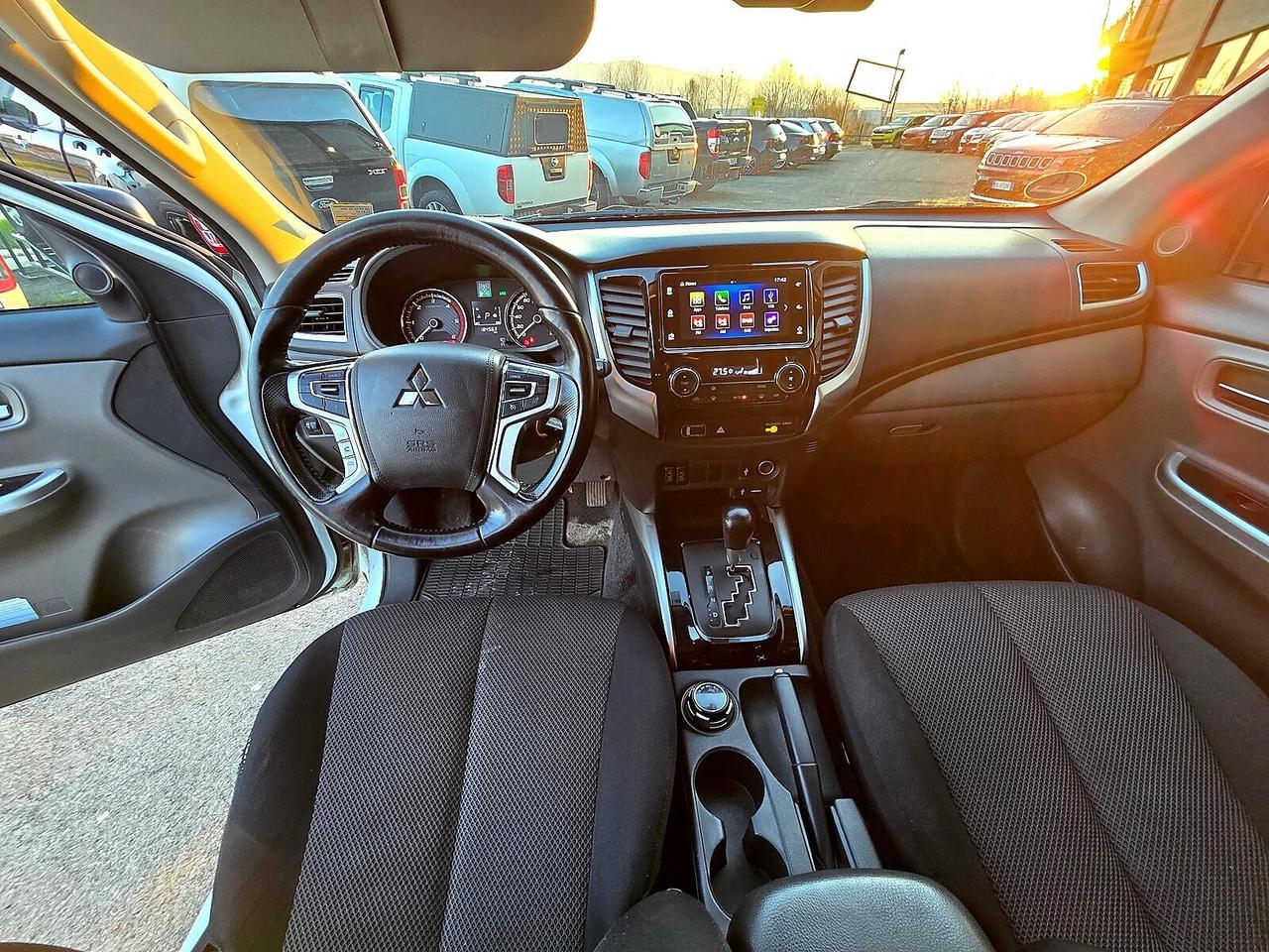 Mitsubishi L200 2.4 DI-D/181CV Intense