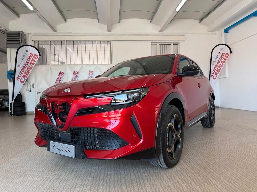 Alfa Romeo Junior 1.2 145 CV Hybrid eDCT6 Q4 Intensa Km 1200 ROSSO BRERA 4X4