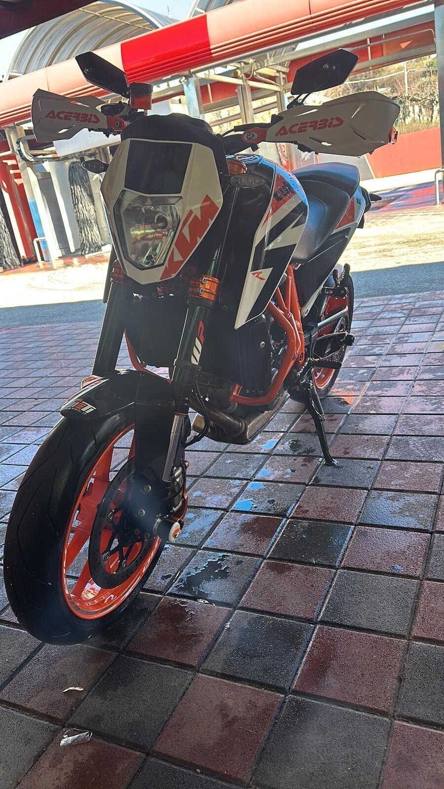 KTM DUKE 690 R