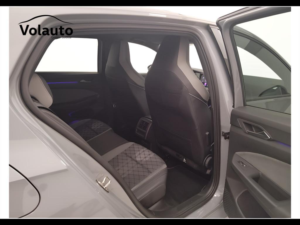 VOLKSWAGEN Golf VIII 2020 - Golf 1.5 tsi evo R-Line 130cv