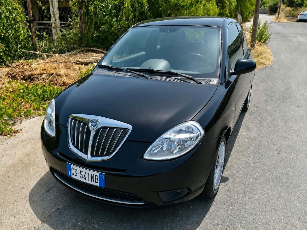 Lancia Ypsilon 1.4 Ecochic GPL - NUOVA
