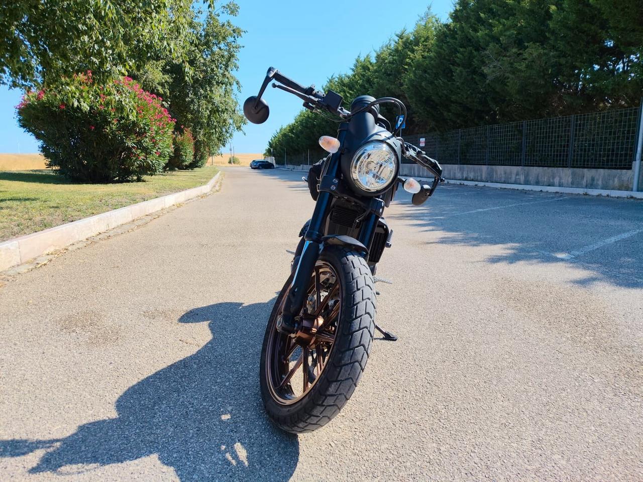 Ducati Scrambler 800 Italia Independent 920/1077