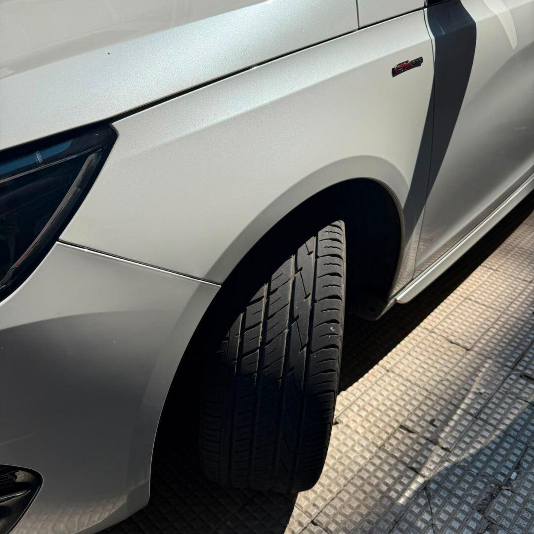 Peugeot 308 BlueHDi - 120CV