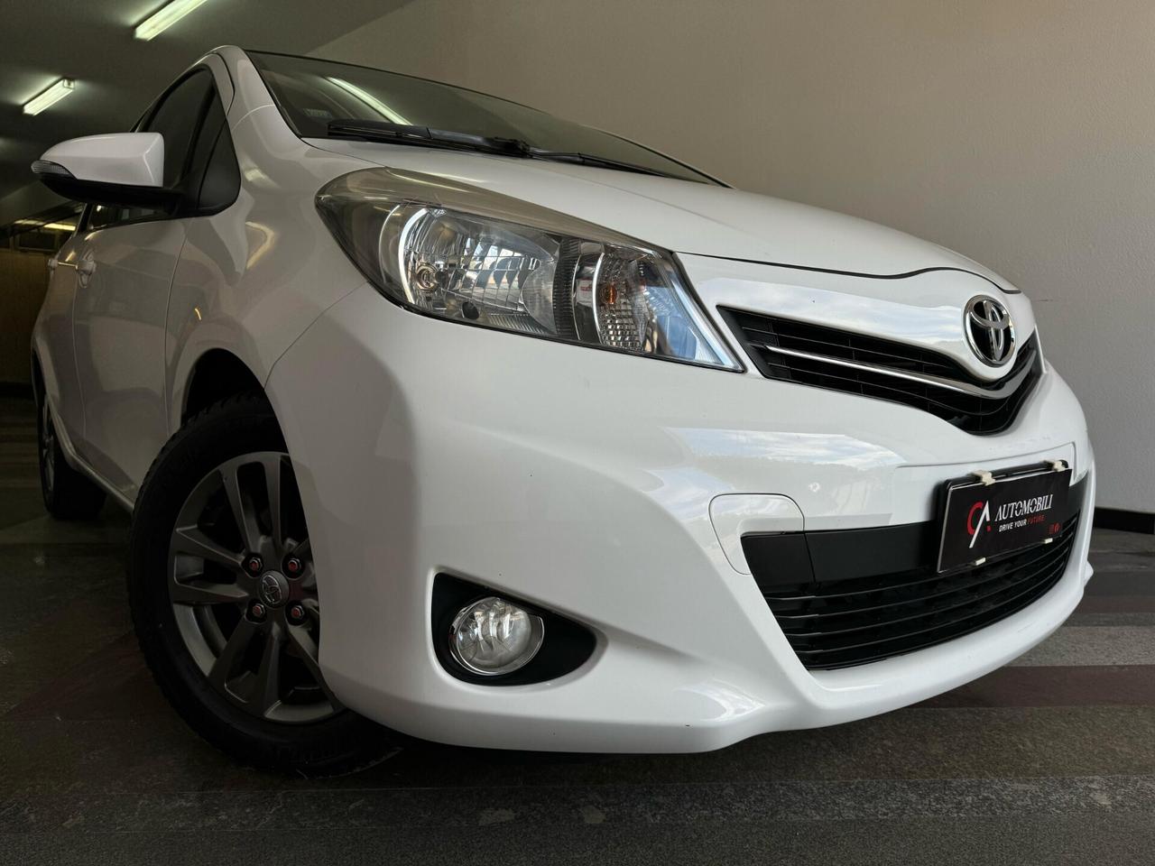 Toyota Yaris 1.0 5 porte Lounge