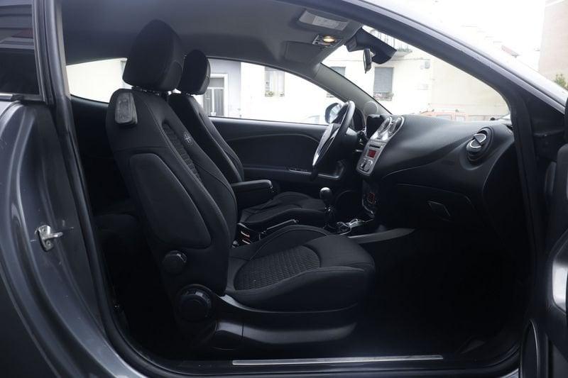 Alfa Romeo MiTo Alfa Romeo MiTo 1.4 78 CV Distinctive Sport Pack 58KW ANNO 2009