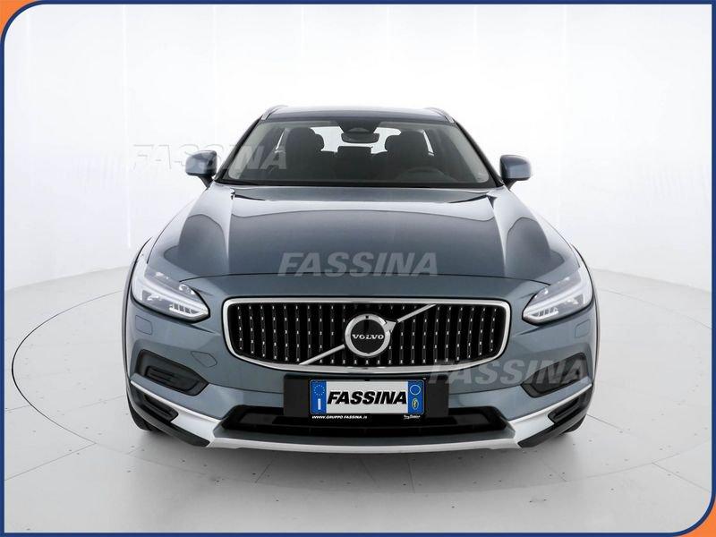 Volvo V90 Cross Country B4 (d) AWD automatico Core 197 CV