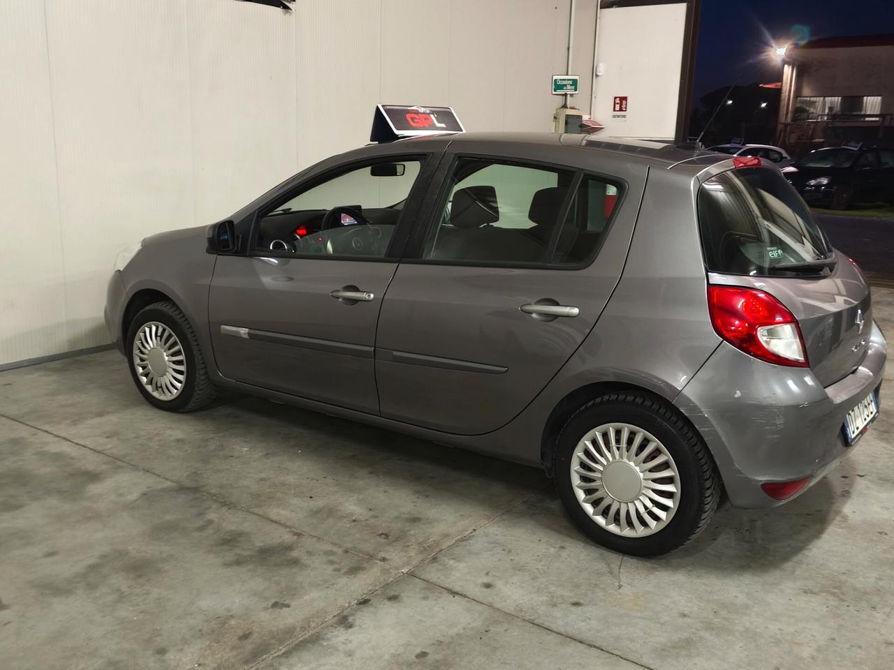 Renault Clio 1.2 16V 5 porte GPL Dynamique