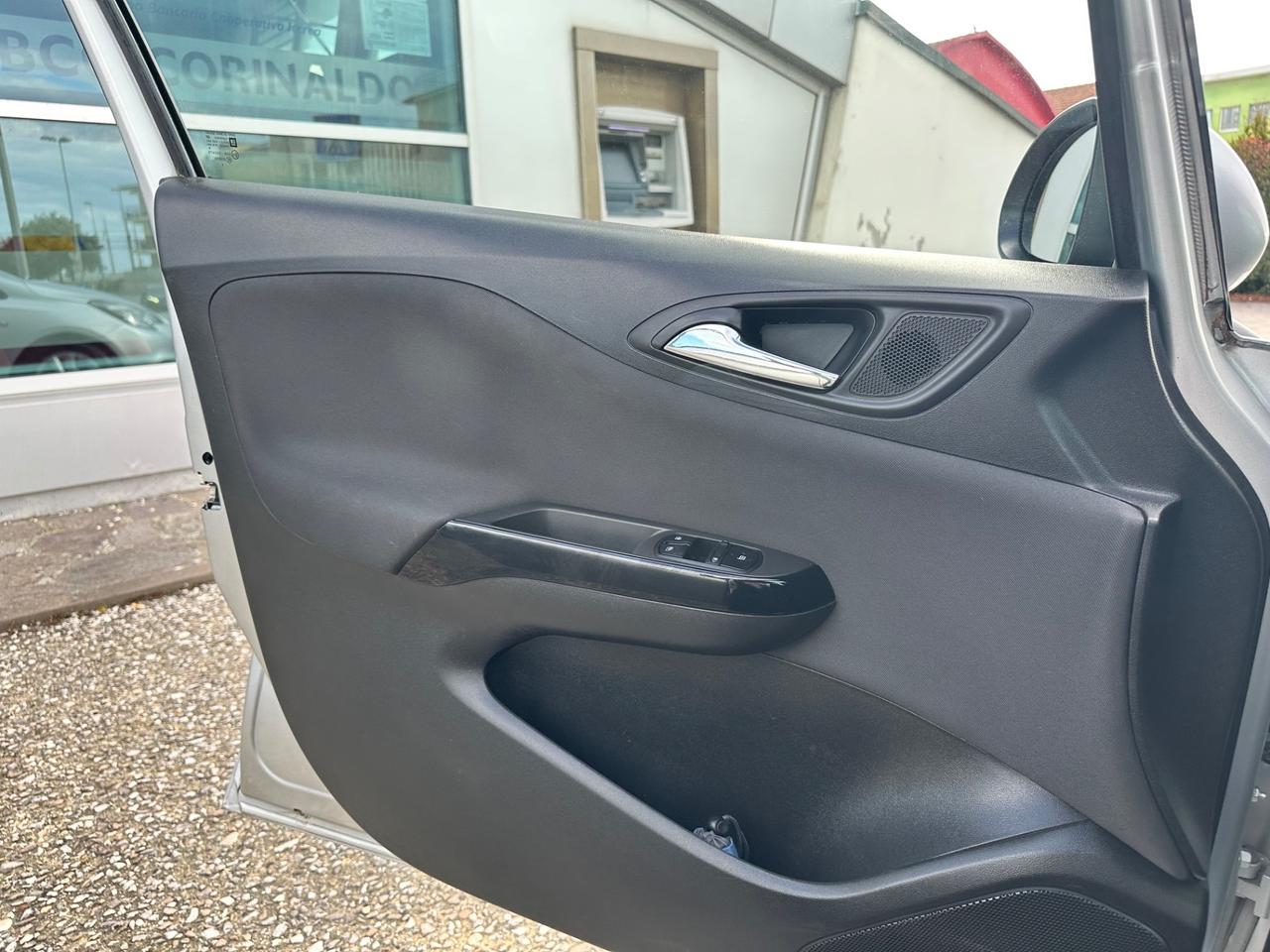 Opel Corsa 1.4 90CV GPL Tech 5 porte n-Joy
