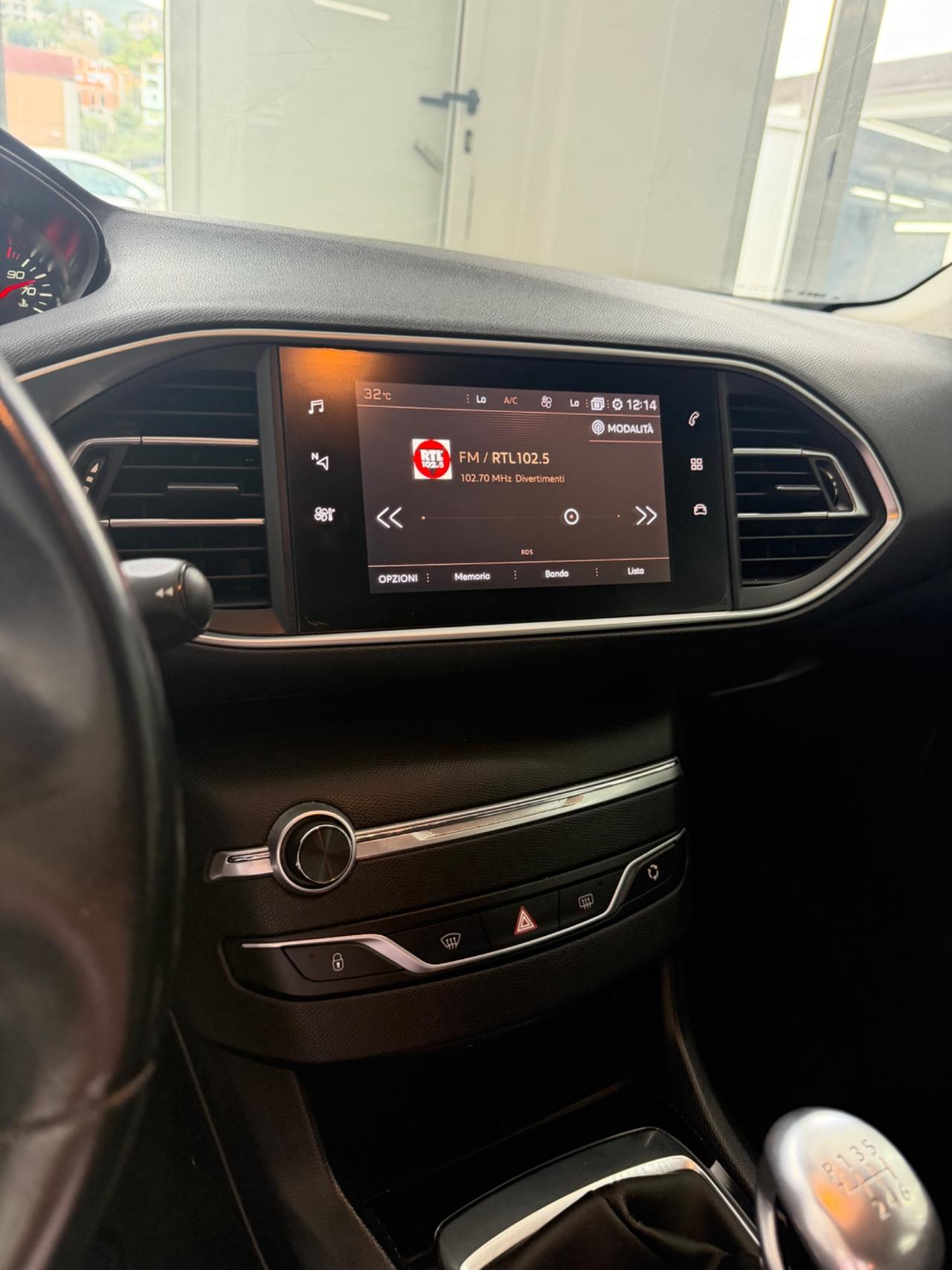 Peugeot 308 BlueHDi 130 S&S Allure FINANZIABILE