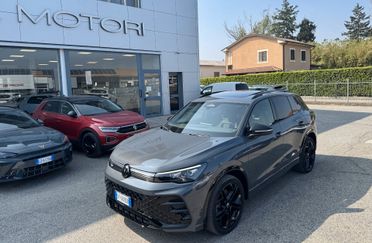 Volkswagen Tiguan 2.0 TDI R-Line Plus (TETTO) 150cv DSG/NO VINCOLI