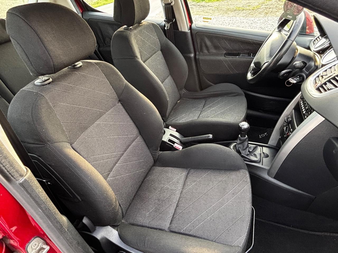 Peugeot 207 1.4 88CV 5p. XS