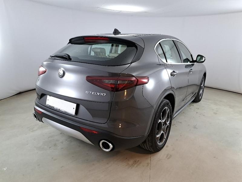 ALFA ROMEO STELVIO 2.2 Turbodiesel 210 CV AT8 Q4 Business