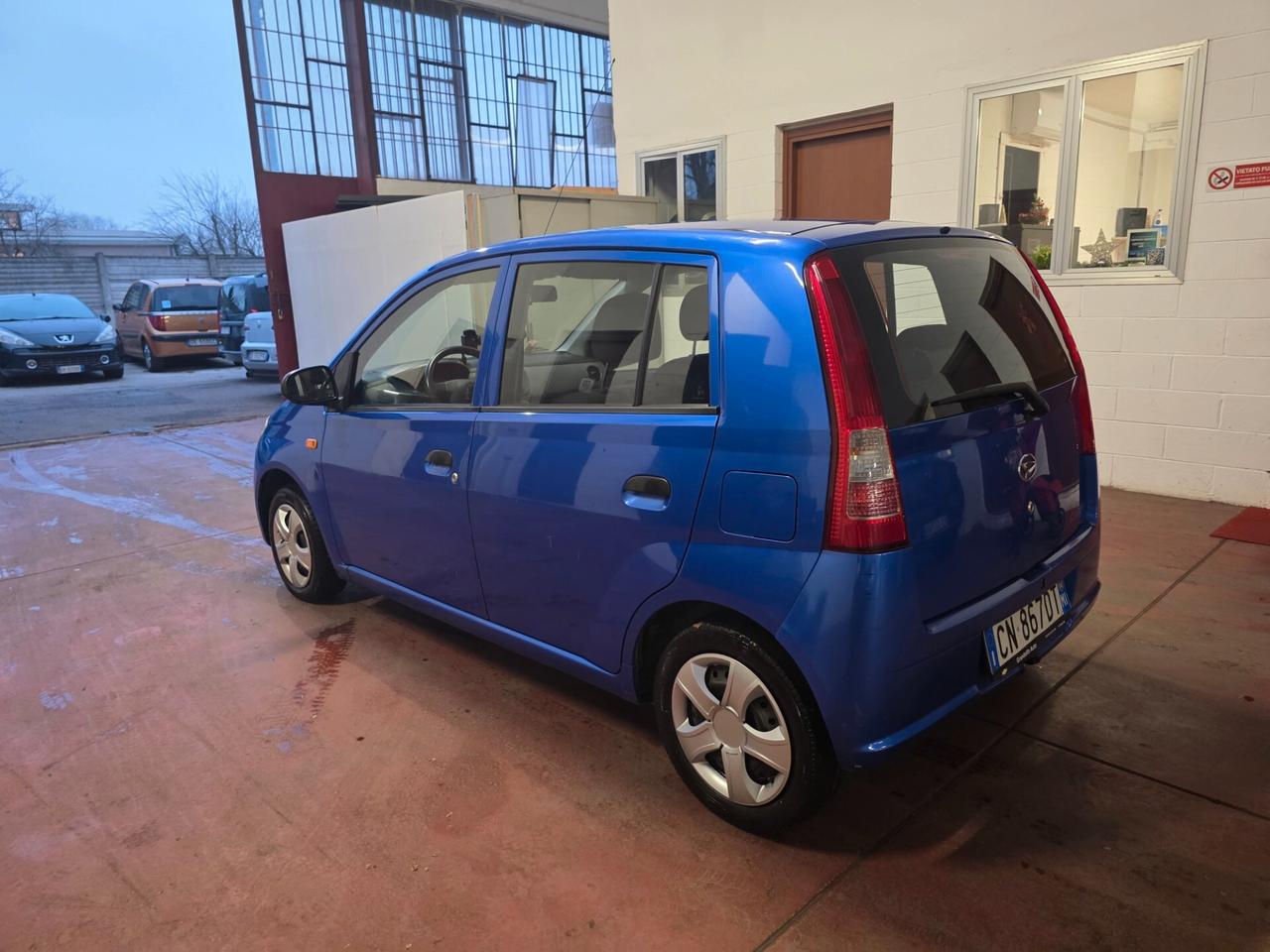 Daihatsu Cuore 1.0 12V 5 porte SX neopat