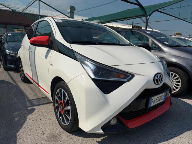 TOYOTA Aygo 1.0 VVT-i 72 CV 5 porte x-wave orange