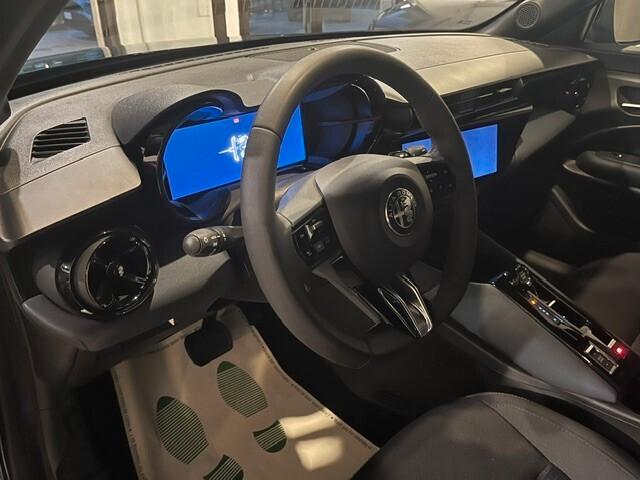 Alfa Romeo Junior 1.2 136 CV Hybrid eDCT6